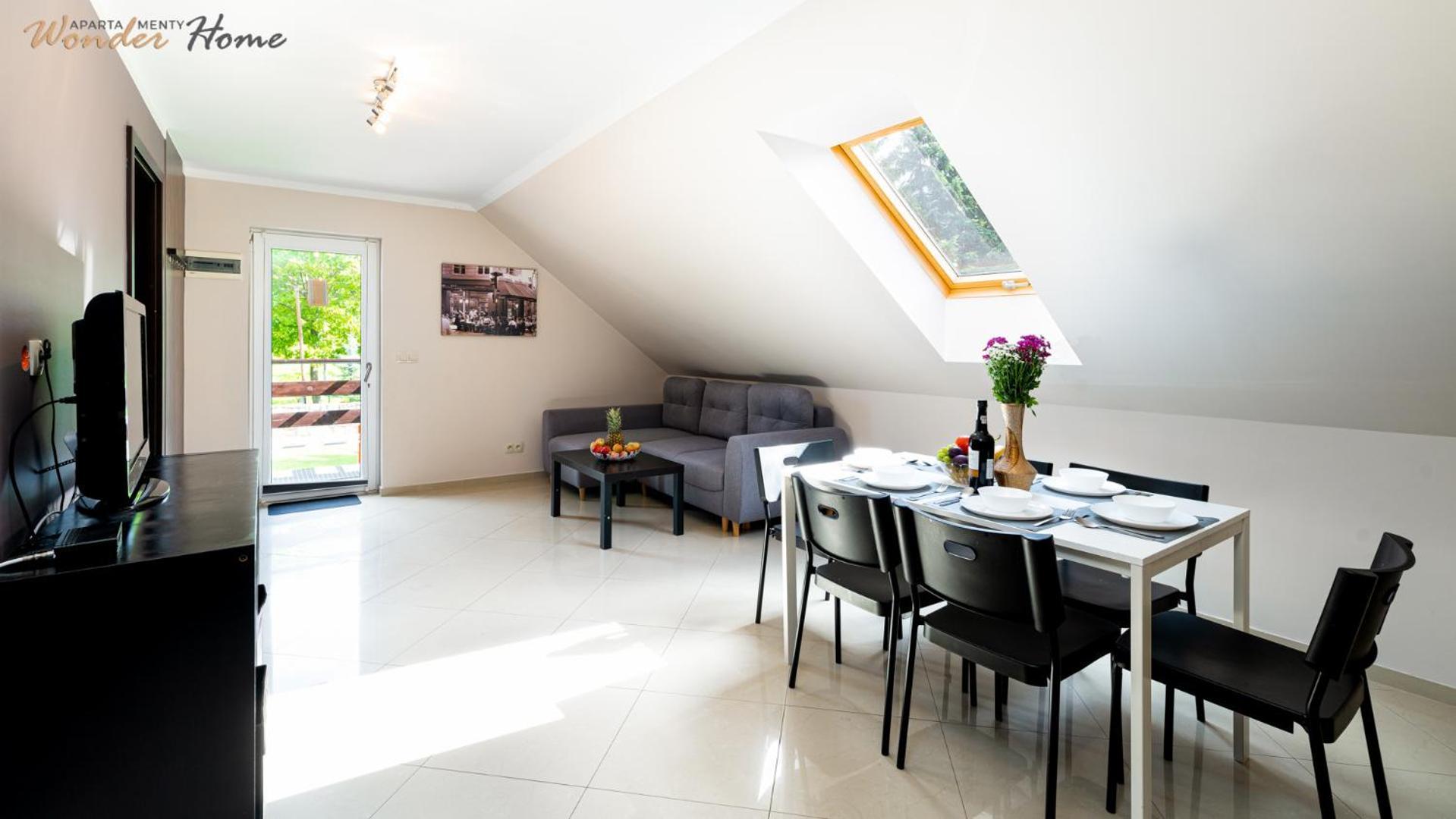 מיז'לקוויצה Apartamenty Czerwony Dworek - Duzy Teren Zielony, Plac Zabaw, Miejsce Na Grilla I Staw Z Mozliwoscia Wedkowania, Boisko מראה חיצוני תמונה
