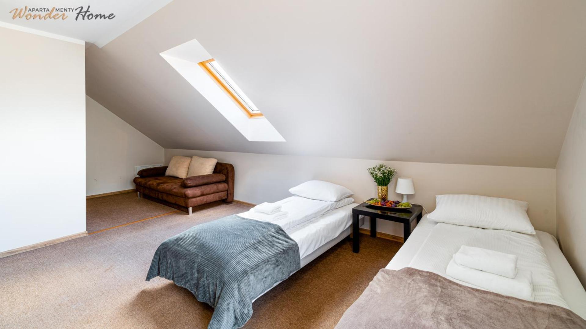 מיז'לקוויצה Apartamenty Czerwony Dworek - Duzy Teren Zielony, Plac Zabaw, Miejsce Na Grilla I Staw Z Mozliwoscia Wedkowania, Boisko מראה חיצוני תמונה