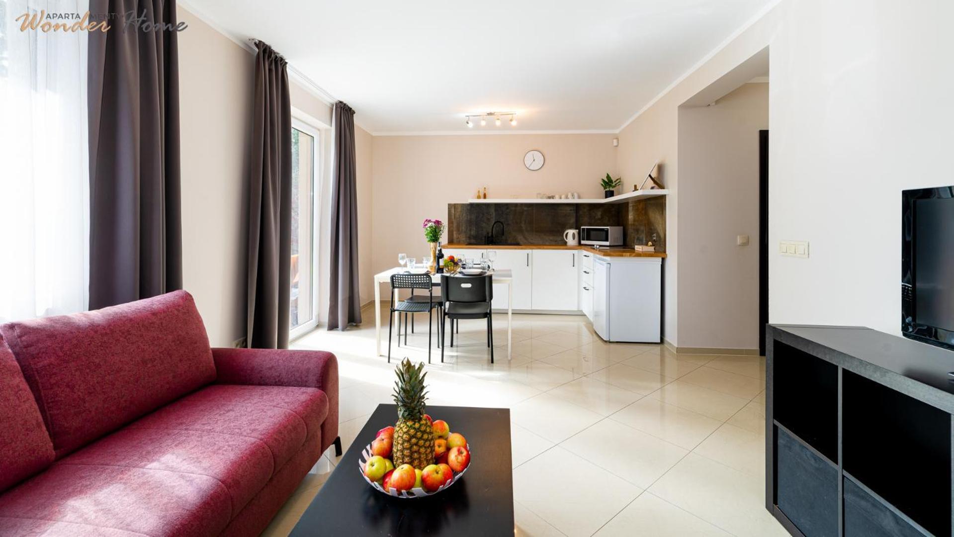 מיז'לקוויצה Apartamenty Czerwony Dworek - Duzy Teren Zielony, Plac Zabaw, Miejsce Na Grilla I Staw Z Mozliwoscia Wedkowania, Boisko מראה חיצוני תמונה