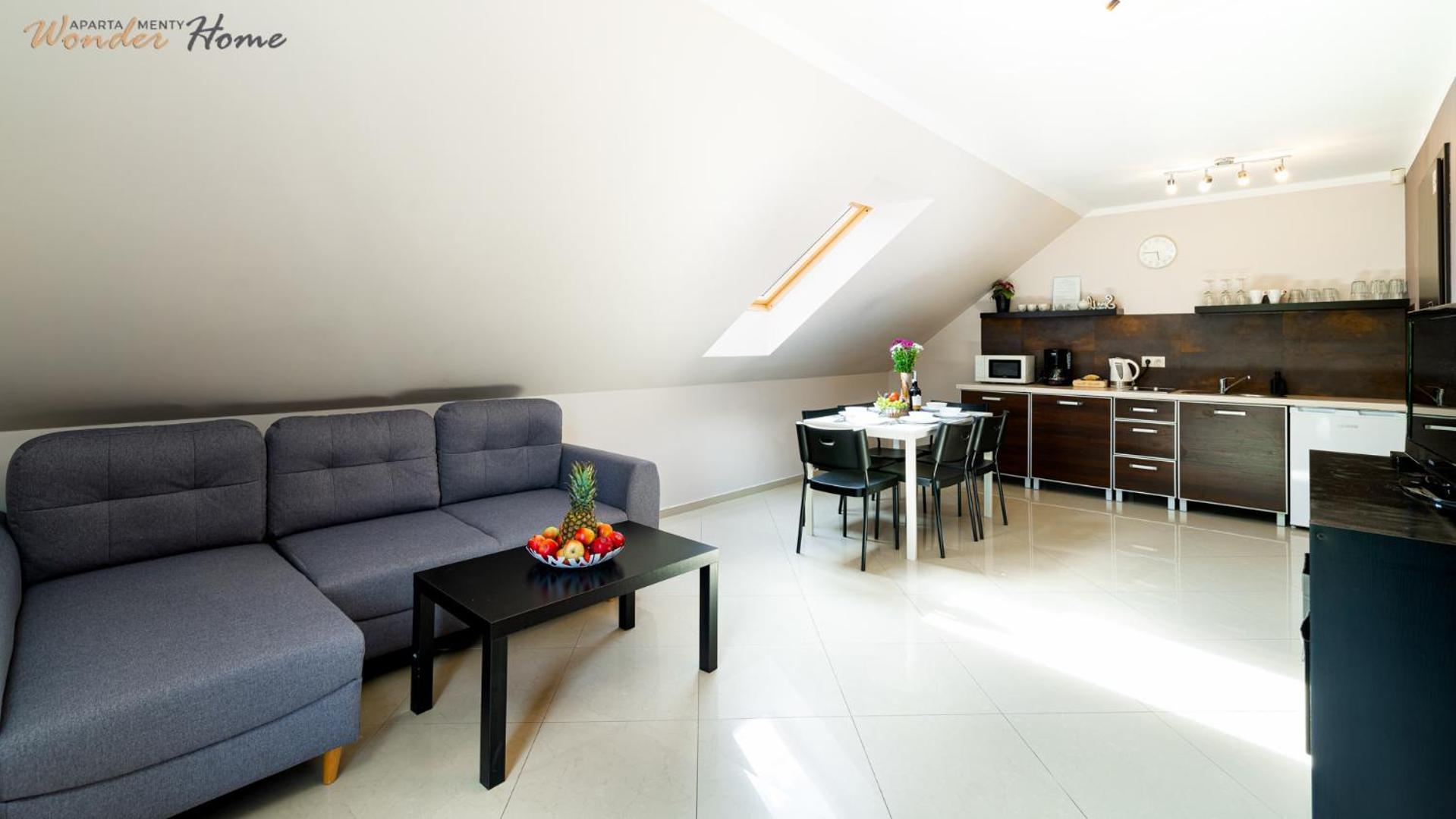 מיז'לקוויצה Apartamenty Czerwony Dworek - Duzy Teren Zielony, Plac Zabaw, Miejsce Na Grilla I Staw Z Mozliwoscia Wedkowania, Boisko מראה חיצוני תמונה