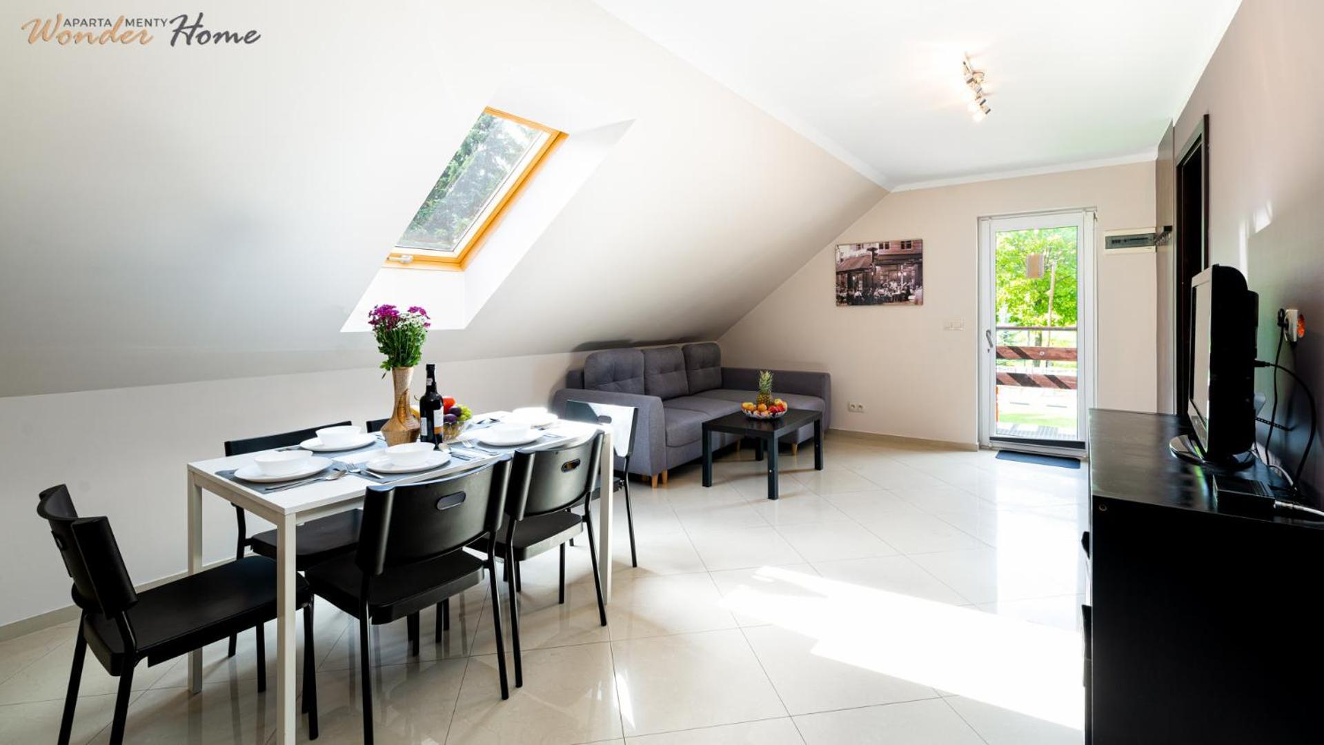מיז'לקוויצה Apartamenty Czerwony Dworek - Duzy Teren Zielony, Plac Zabaw, Miejsce Na Grilla I Staw Z Mozliwoscia Wedkowania, Boisko מראה חיצוני תמונה